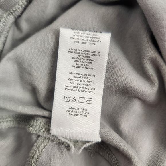 Lunya Lahgo Restore Short in Light Gray Size Small NWOT - Picture 5 of 5